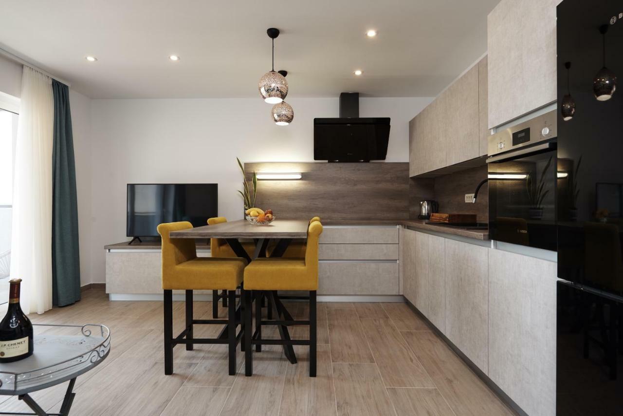 Sunny Side Appartement Trogir Buitenkant foto