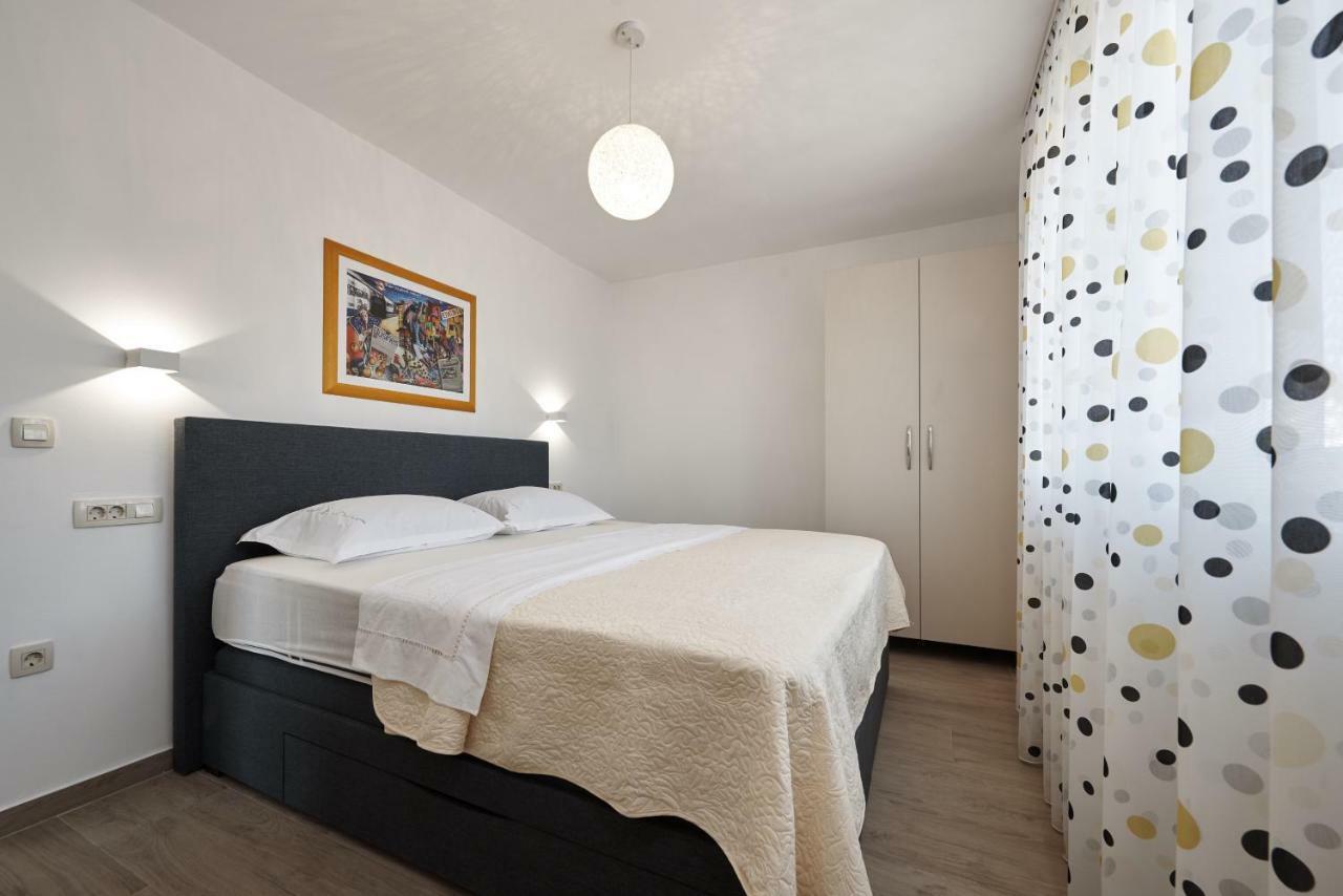 Sunny Side Appartement Trogir Buitenkant foto
