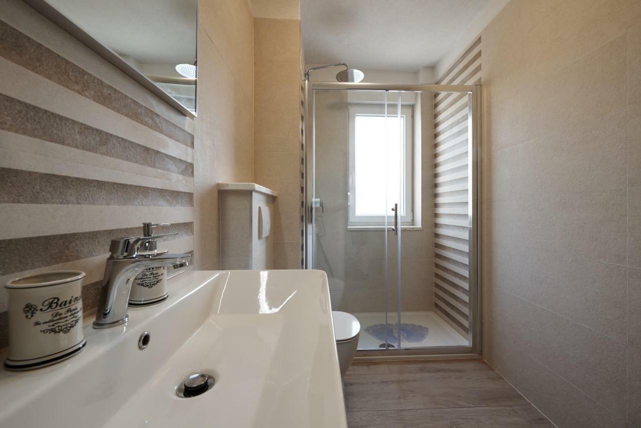 Sunny Side Appartement Trogir Buitenkant foto