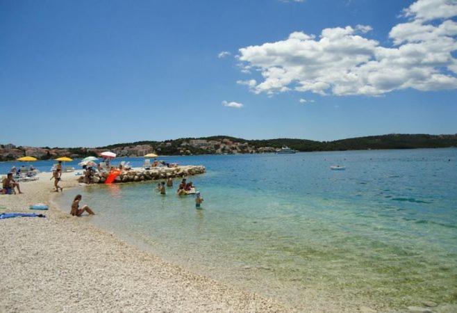 Sunny Side Appartement Trogir Buitenkant foto